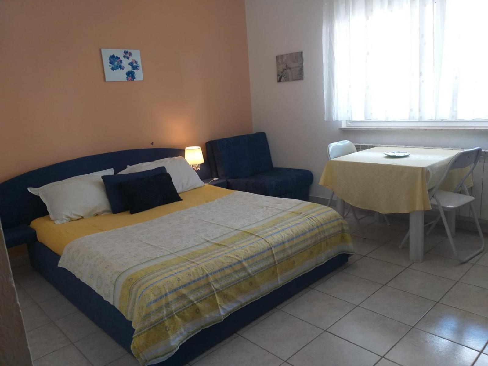 Beach Apartments Nemira Omis Exterior photo